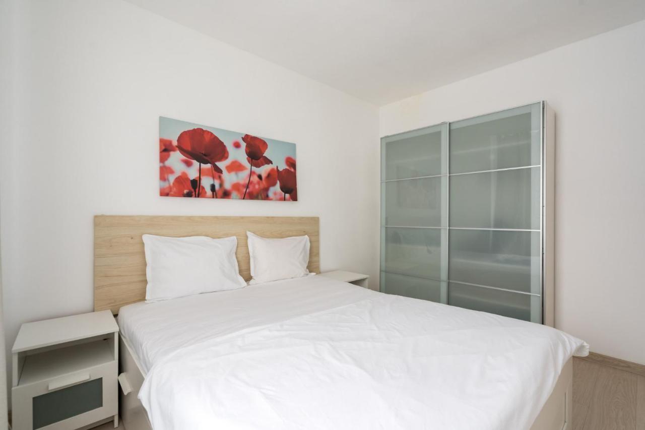 Balcescu No. 33 Apartment Bukares Bagian luar foto